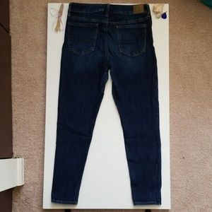 American Eagle Hi-Rise Jeggings / 12 Regular